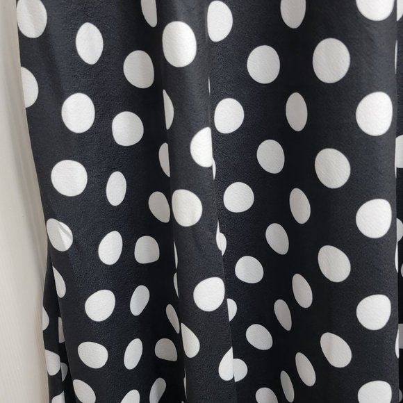 Girls Mock-Neck Self-Belted Polka Dot Dress Size:11/12 Color: Black and White - Picture 6 of 7